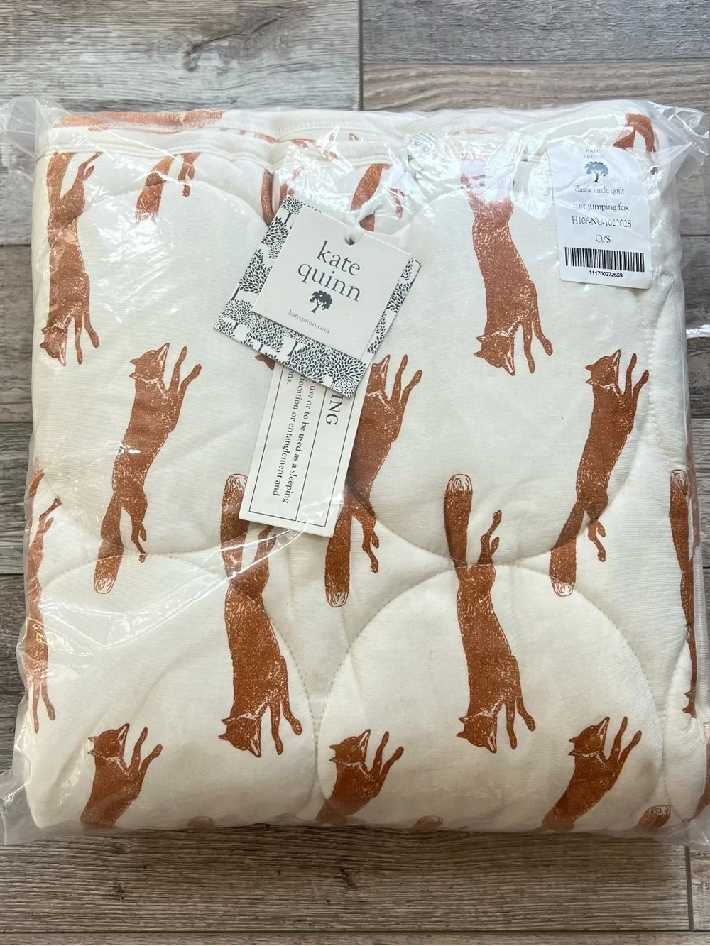 NWT Kate Quinn Lenzing Modal Circle Quilt in Rust Jumping Fox